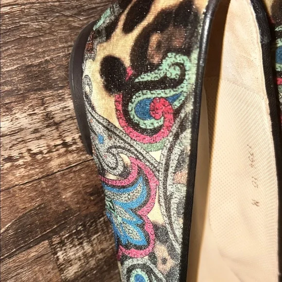 Jon Josef Paisley Patterned Loafers - Picture 5 of 6